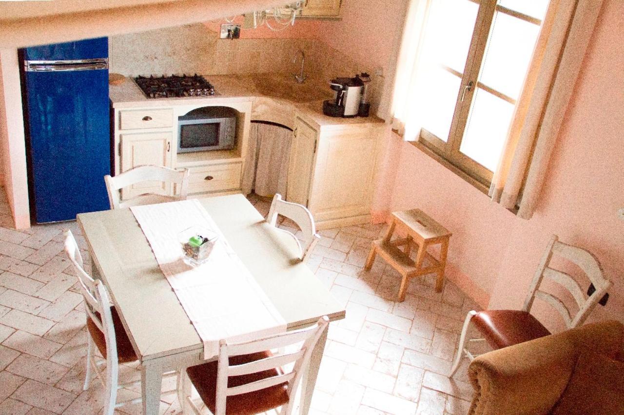 Agriturismo Gualdo Del Re スヴェレート エクステリア 写真