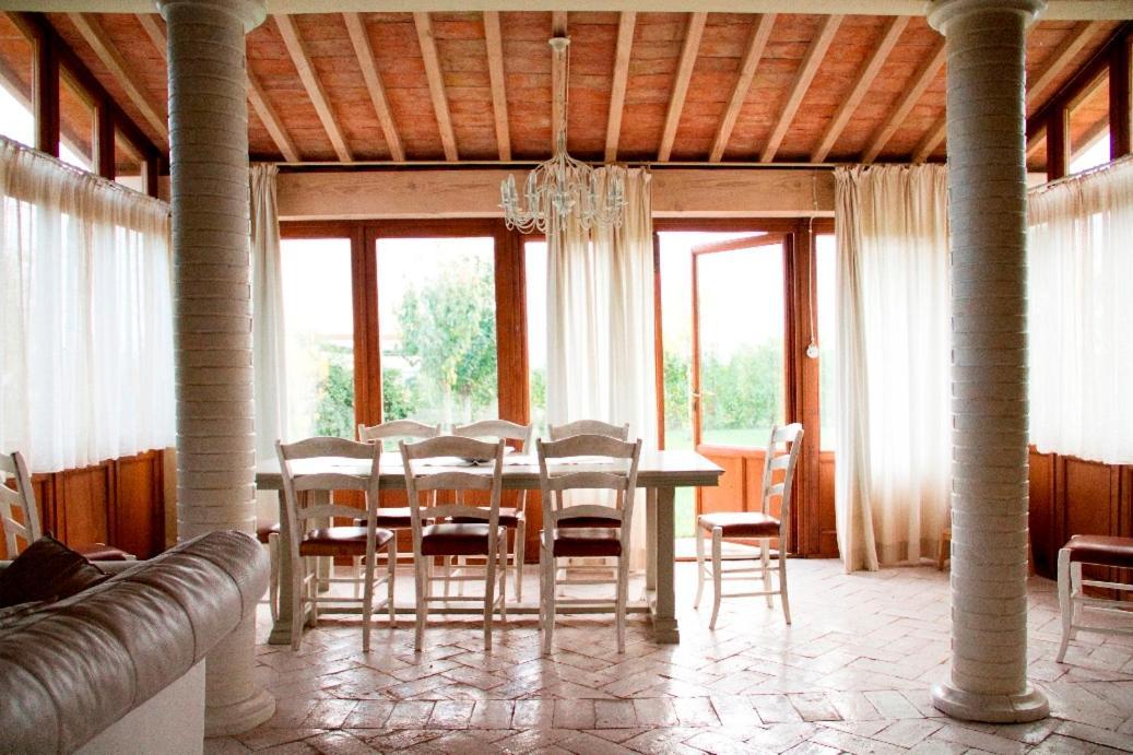 Agriturismo Gualdo Del Re スヴェレート エクステリア 写真