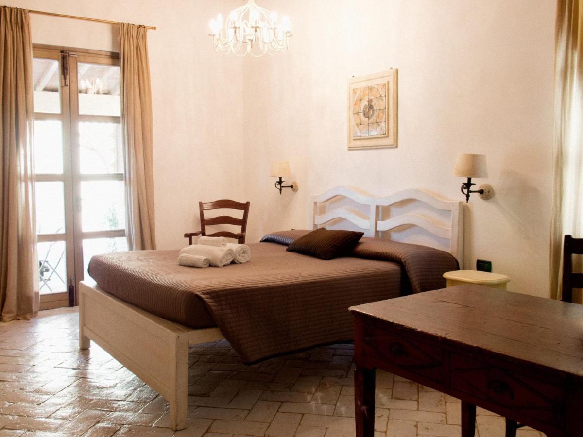 Agriturismo Gualdo Del Re スヴェレート エクステリア 写真