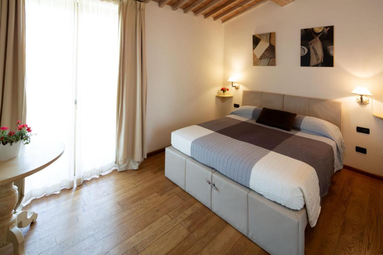 Agriturismo Gualdo Del Re スヴェレート エクステリア 写真