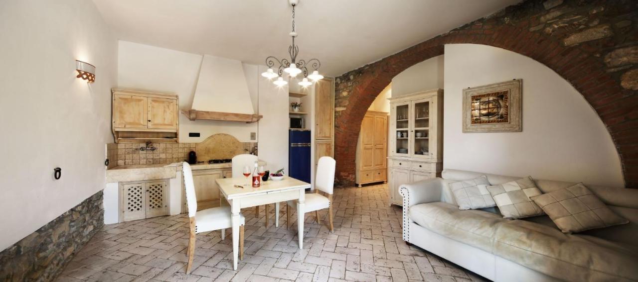 Agriturismo Gualdo Del Re スヴェレート エクステリア 写真