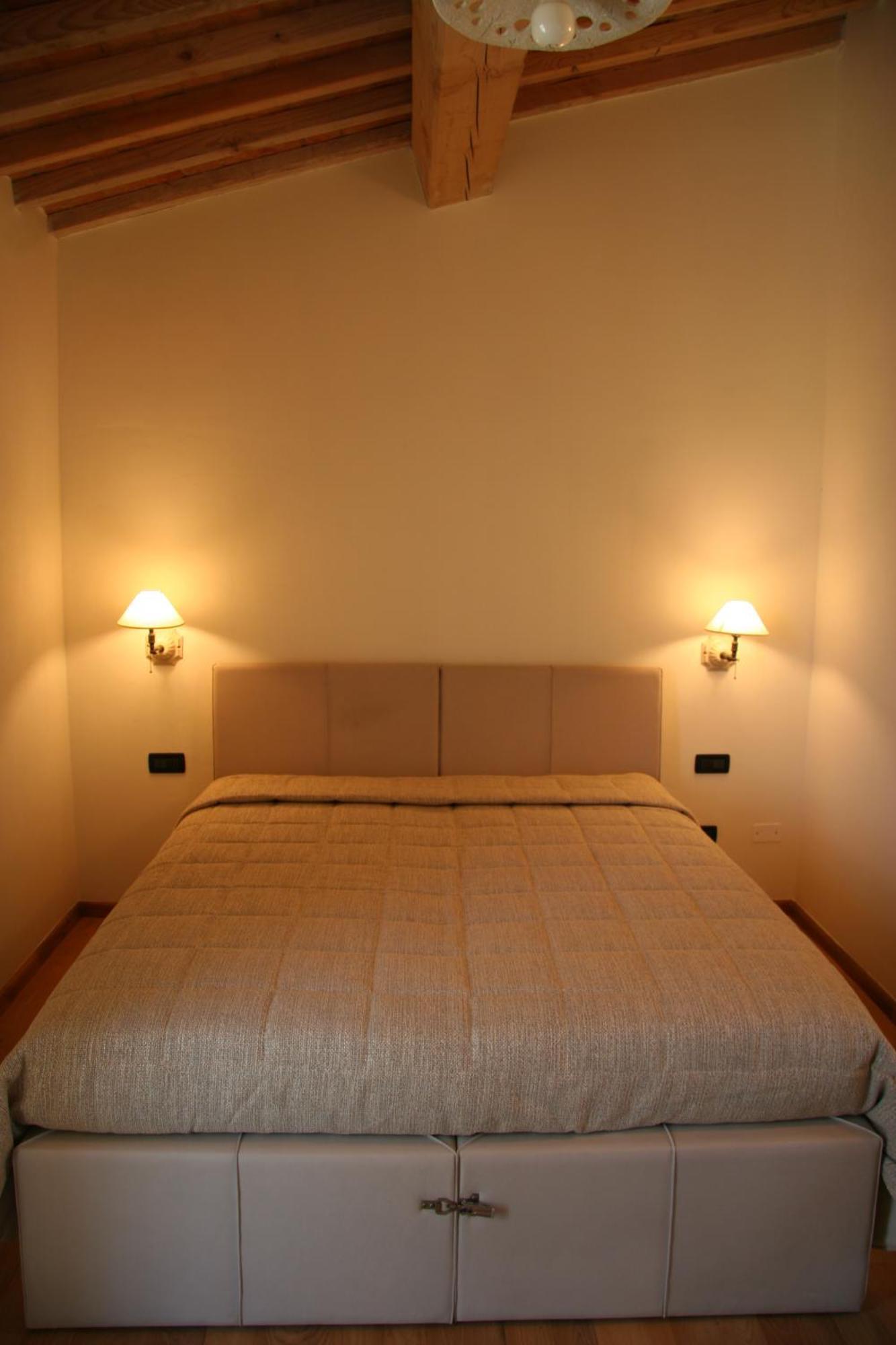 Agriturismo Gualdo Del Re スヴェレート エクステリア 写真
